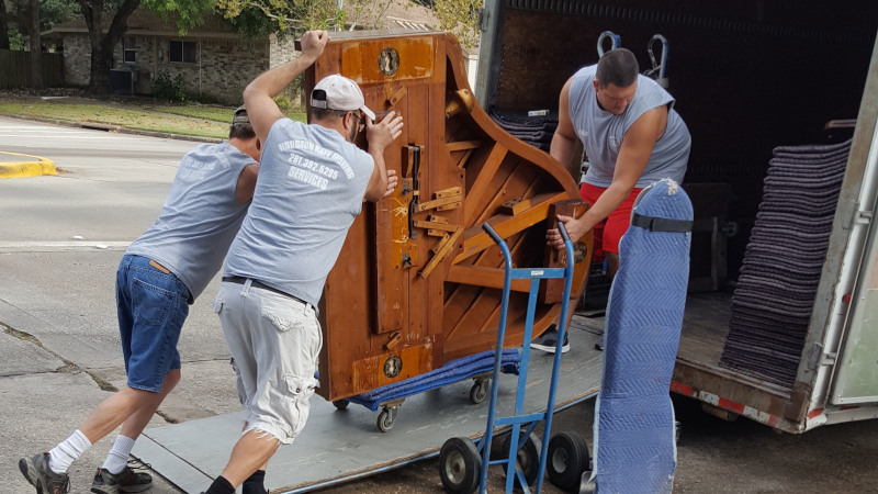 Movers in Katy, Texas